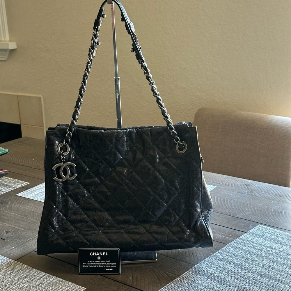 🔥VERY RARE CHANEL 31 Rue CAMBON Glazed Caviar Tote Bag/GUARANTEED AUTHENTIC 🔥 - Picture 1 of 16